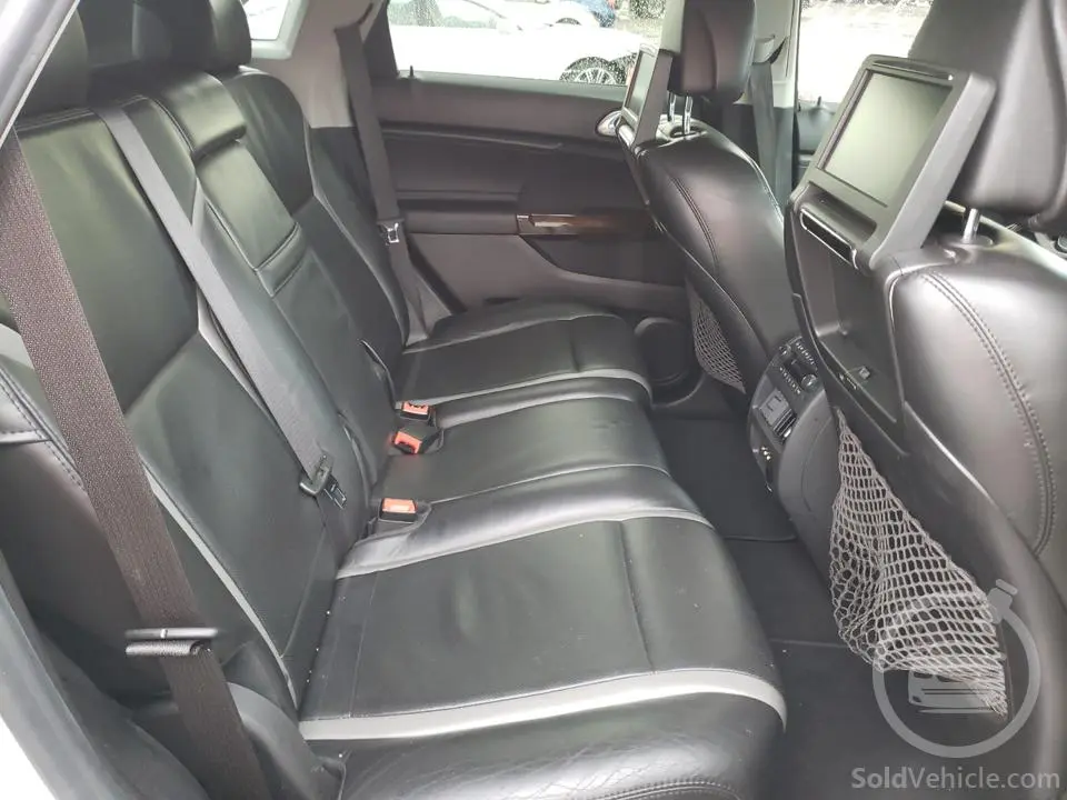 3G0FNSEY6BS800090 Saab 9 4 Premium 2011 Silver 3.0L 6