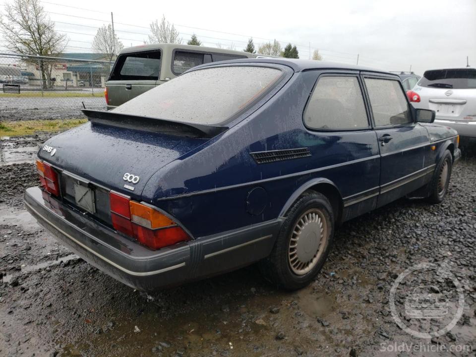 YS3AK35E6M5004558 Saab 900 Base 1991 Blue 2.1L 4