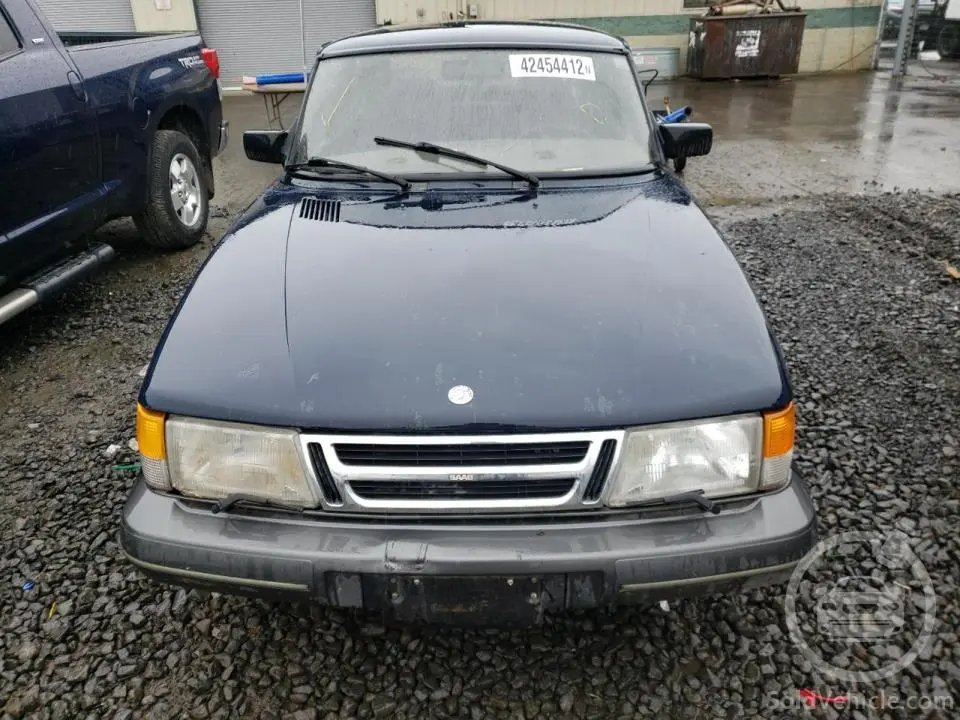 YS3AK35E6M5004558 Saab 900 Base 1991 Blue 2.1L 4