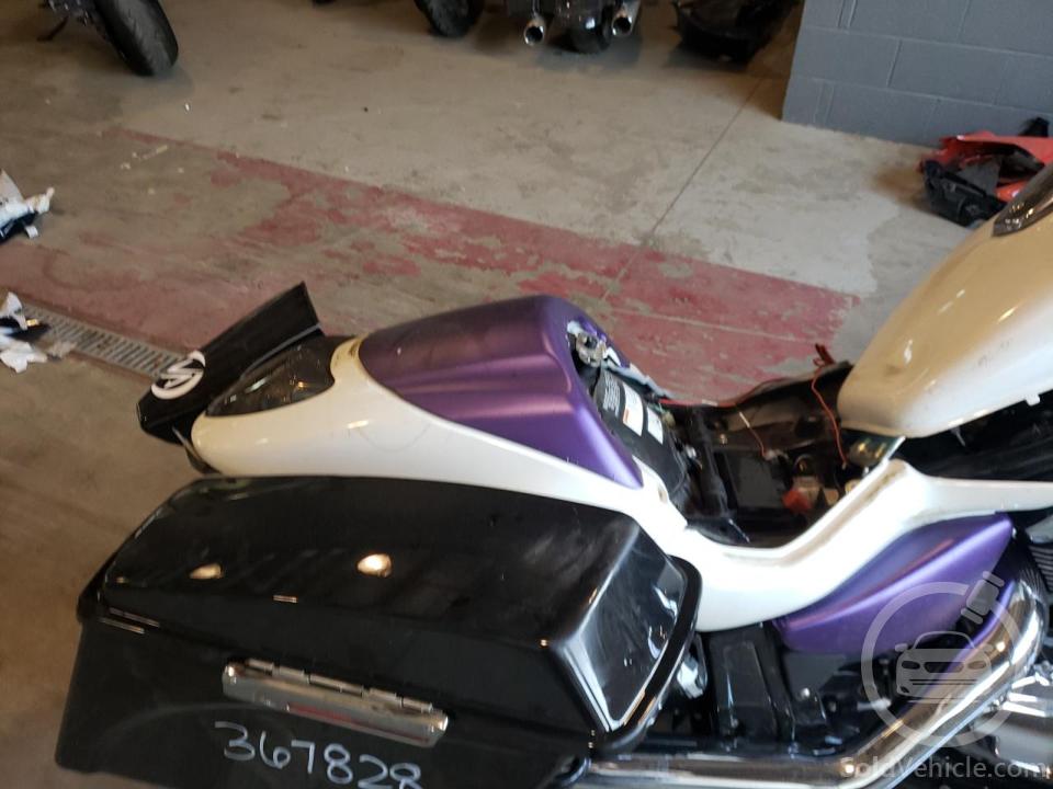 JS1VY53A672100693 Suzuki Cyc Vz/Vzr  2007 White