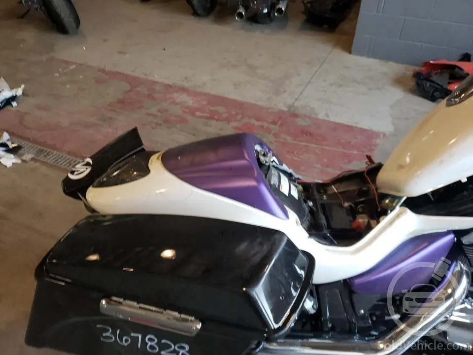 JS1VY53A672100693 Suzuki Cyc Vz/Vzr  2007 White