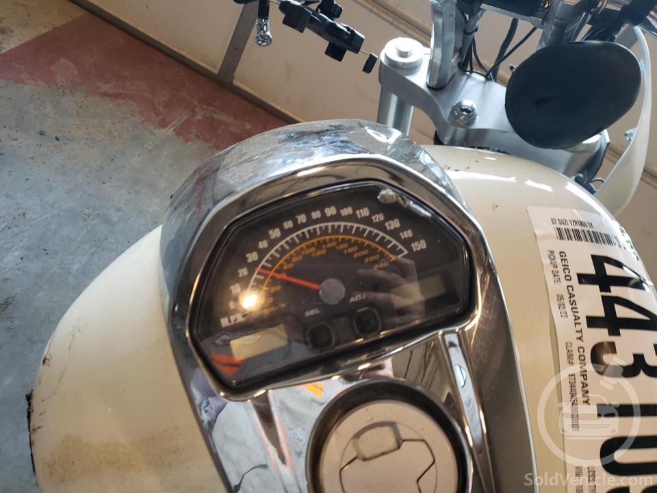 JS1VY53A672100693 Suzuki Cyc Vz/Vzr  2007 White