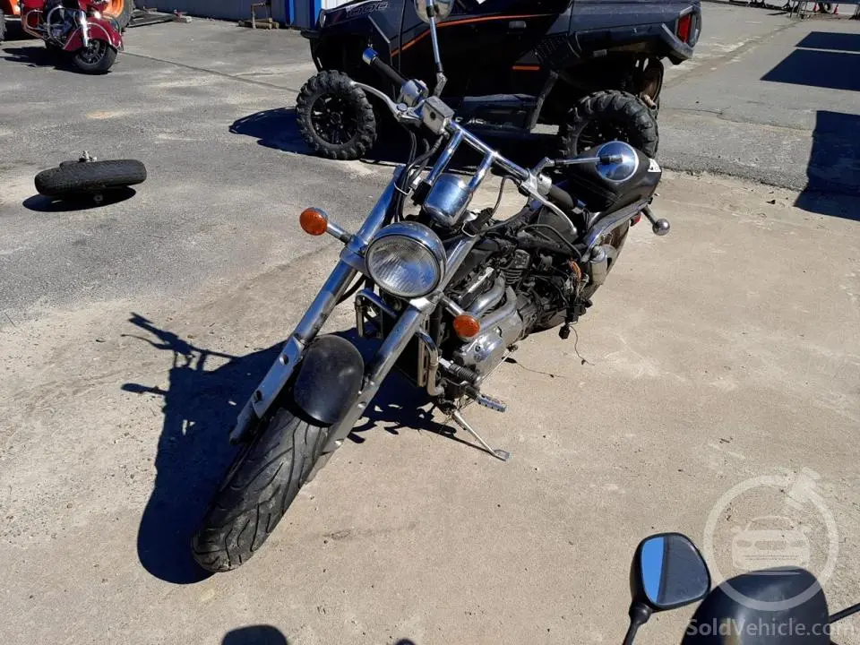 JS1VS53A5X2102470 Suzuki Cyc Vz/Vzr  1999 Black