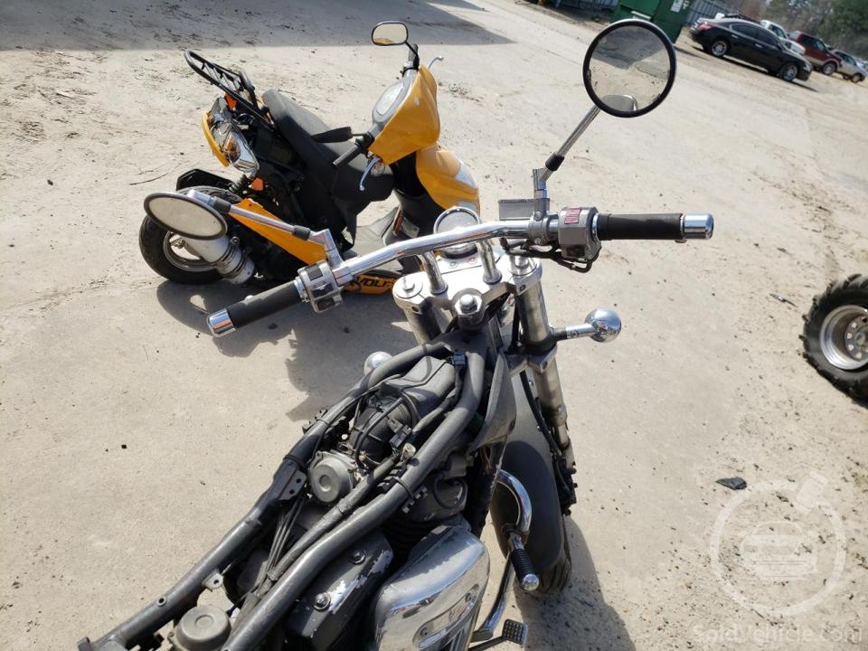 JS1VS53A5X2102470 Suzuki Cyc Vz/Vzr  1999 Black