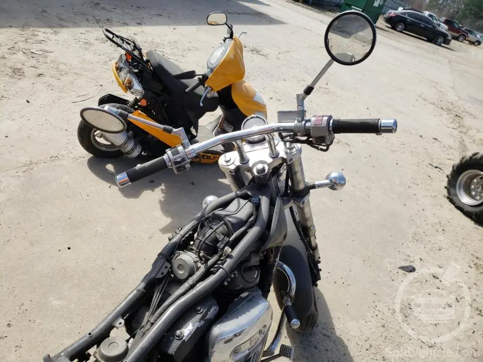 JS1VS53A5X2102470 Suzuki Cyc Vz/Vzr  1999 Black