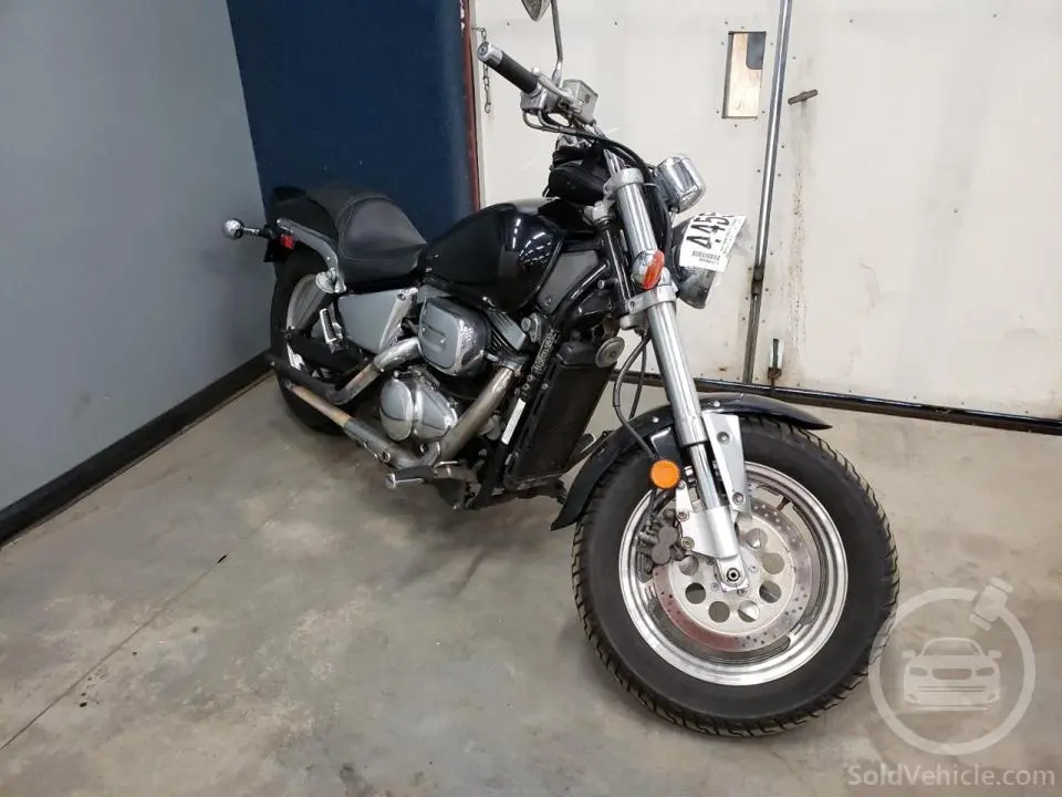 JS1VS53A122100563 Suzuki Cyc Vz/Vzr  2002 Black