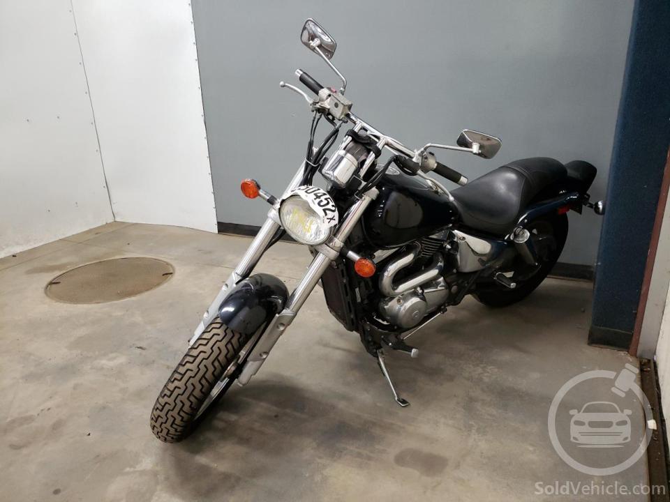 JS1VS53A122100563 Suzuki Cyc Vz/Vzr  2002 Black