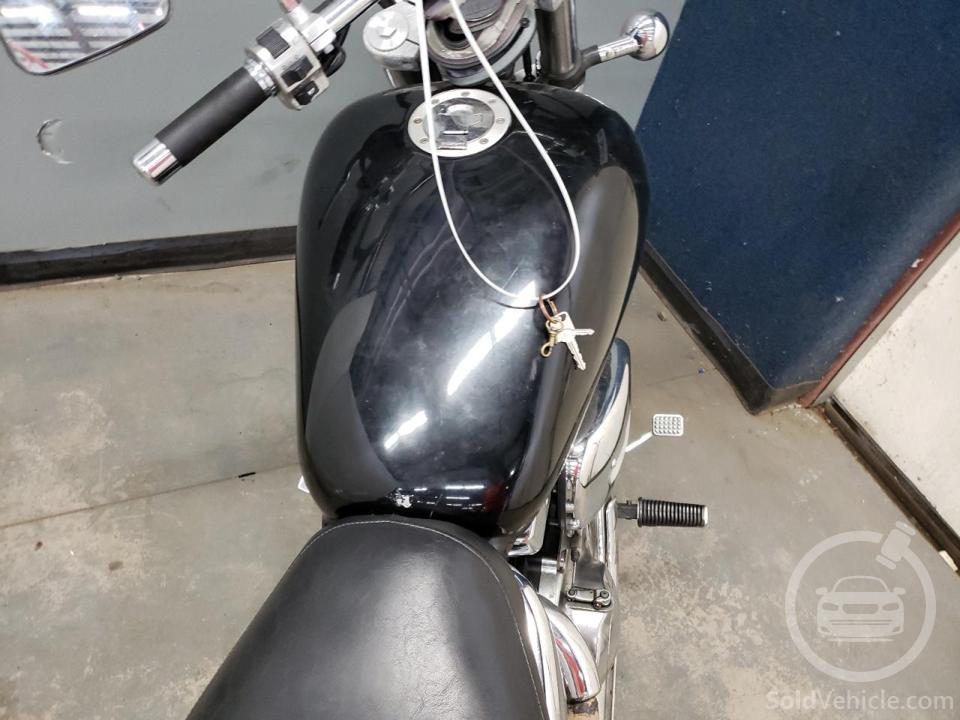 JS1VS53A122100563 Suzuki Cyc Vz/Vzr  2002 Black