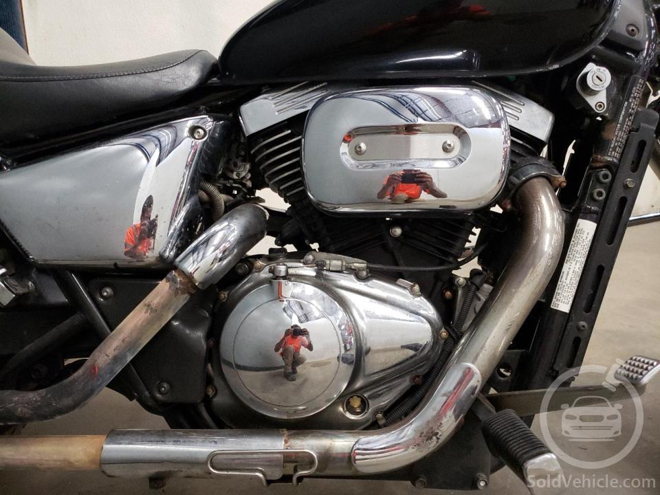 JS1VS53A122100563 Suzuki Cyc Vz/Vzr  2002 Black