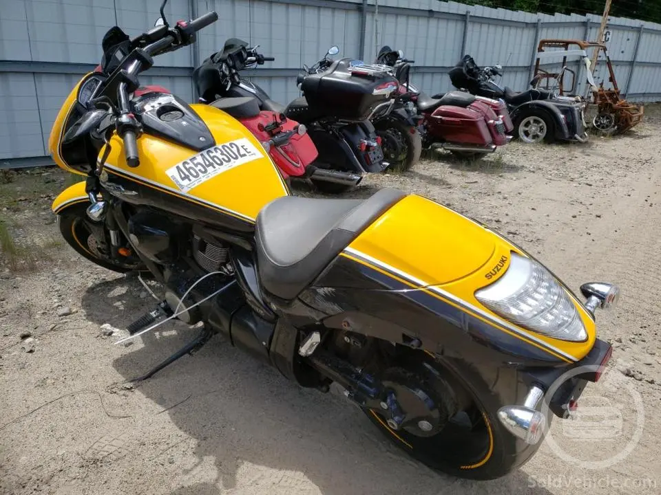 JS1VY53A1E2100436 Suzuki Cyc Vz/Vzr  2014 Yellow