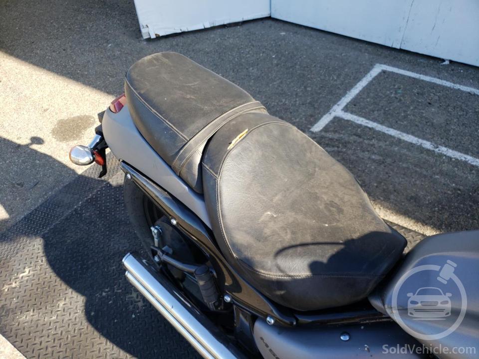 JS1VS56A0K2100081 Suzuki Cyc Vz/Vzr  2019 Two Tone